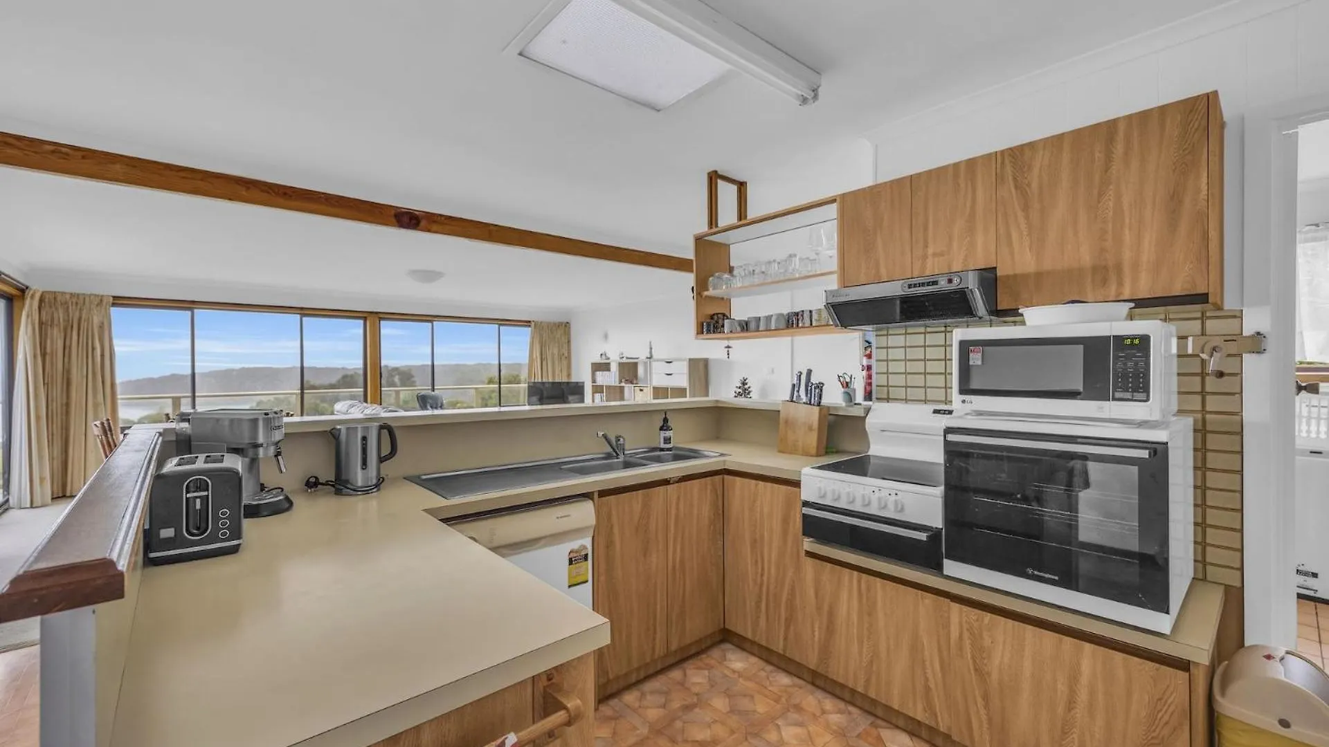 27 Kanangra Street Pambula Beach 0*,
