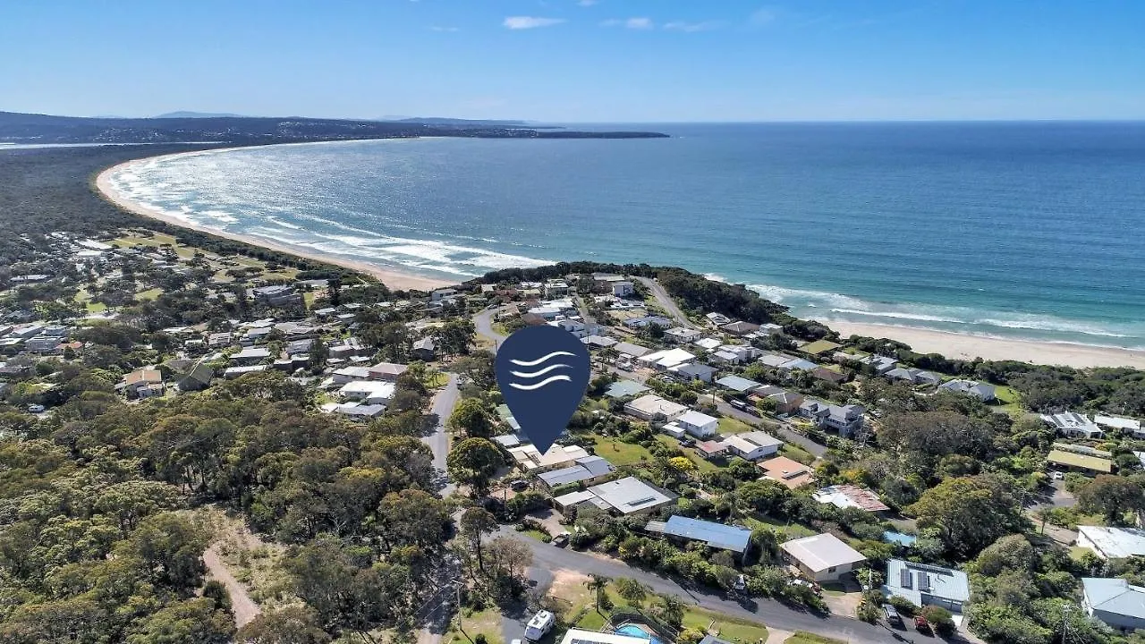 Holiday home 27 Kanangra Street Pambula Beach